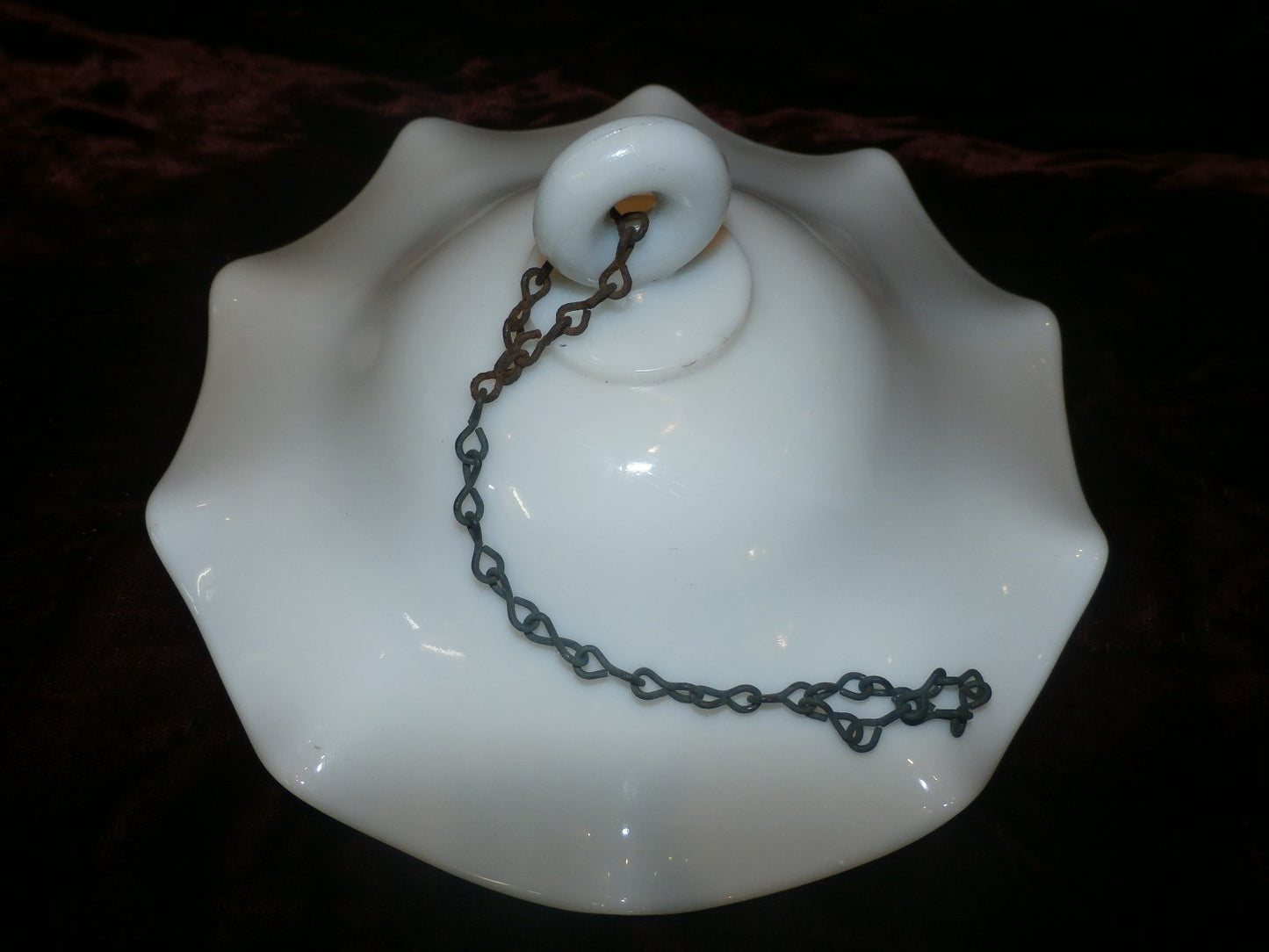 ANTIQUE VINTAGE OIL KEROSENE MILK GLASS RUFFLED SMOKE BELL