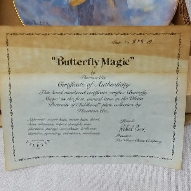 8.5'' Viletta Butterfly Magic Plate in Box w/ COA