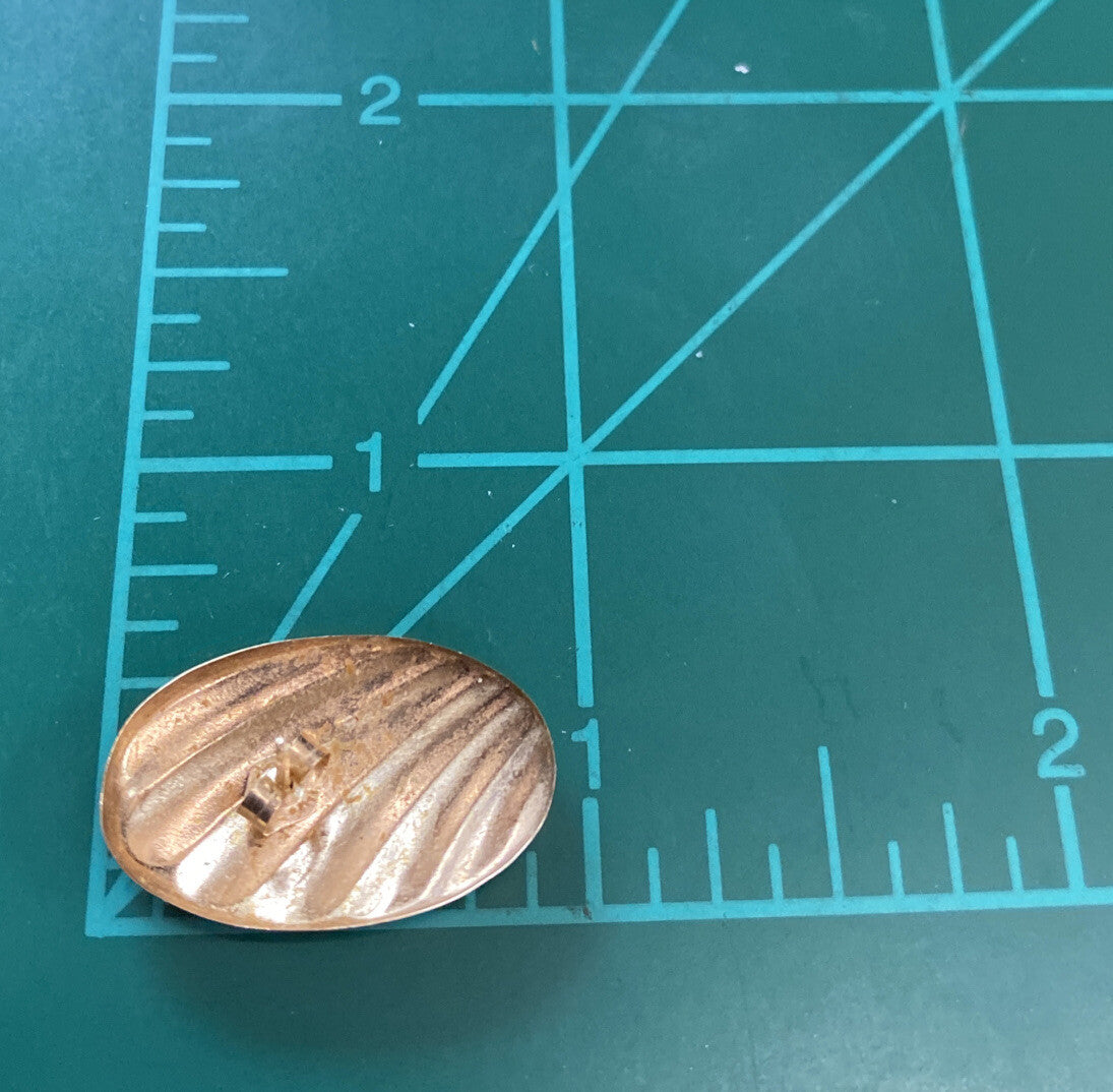 14K Yellow Gold Oval Shaped Pierced Earrings w/ Ridges 1.6g CB16