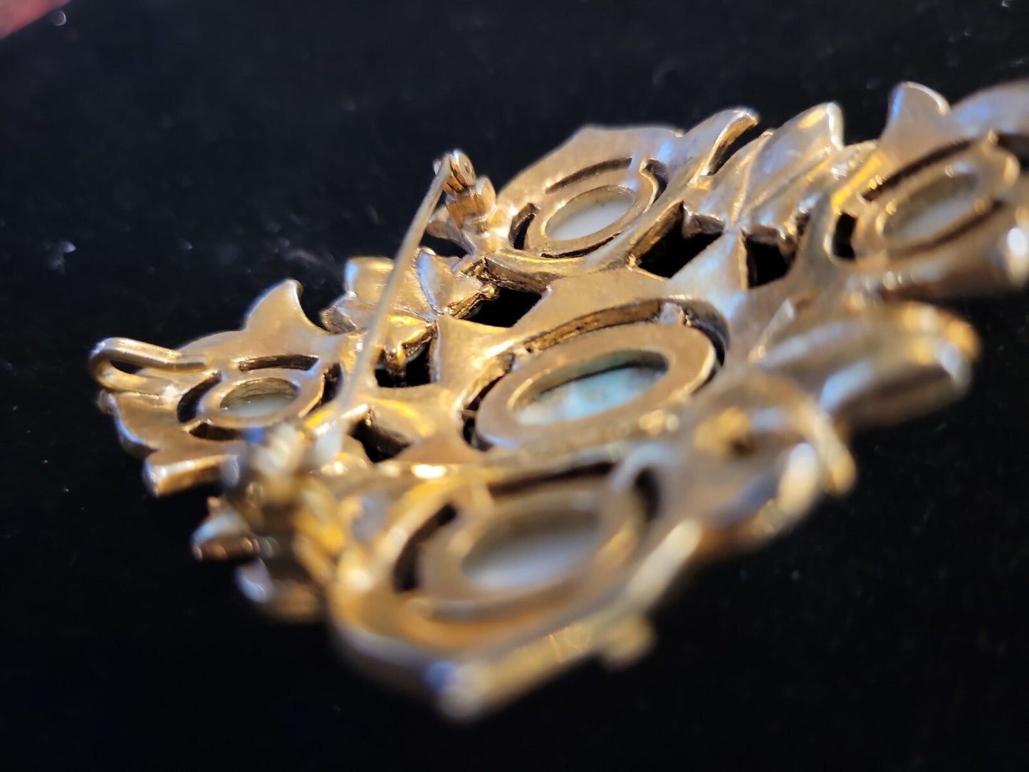 Vintage Sarah Coventry Faux Pearls & Turquoise Brooch Pin Pendant