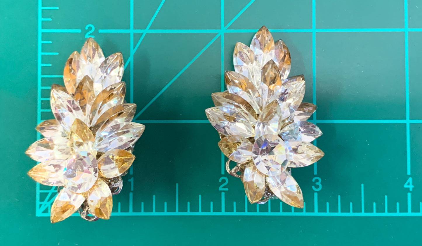 Michele Sugar Vintage Signed Statement Clip On Earrings Jewelry