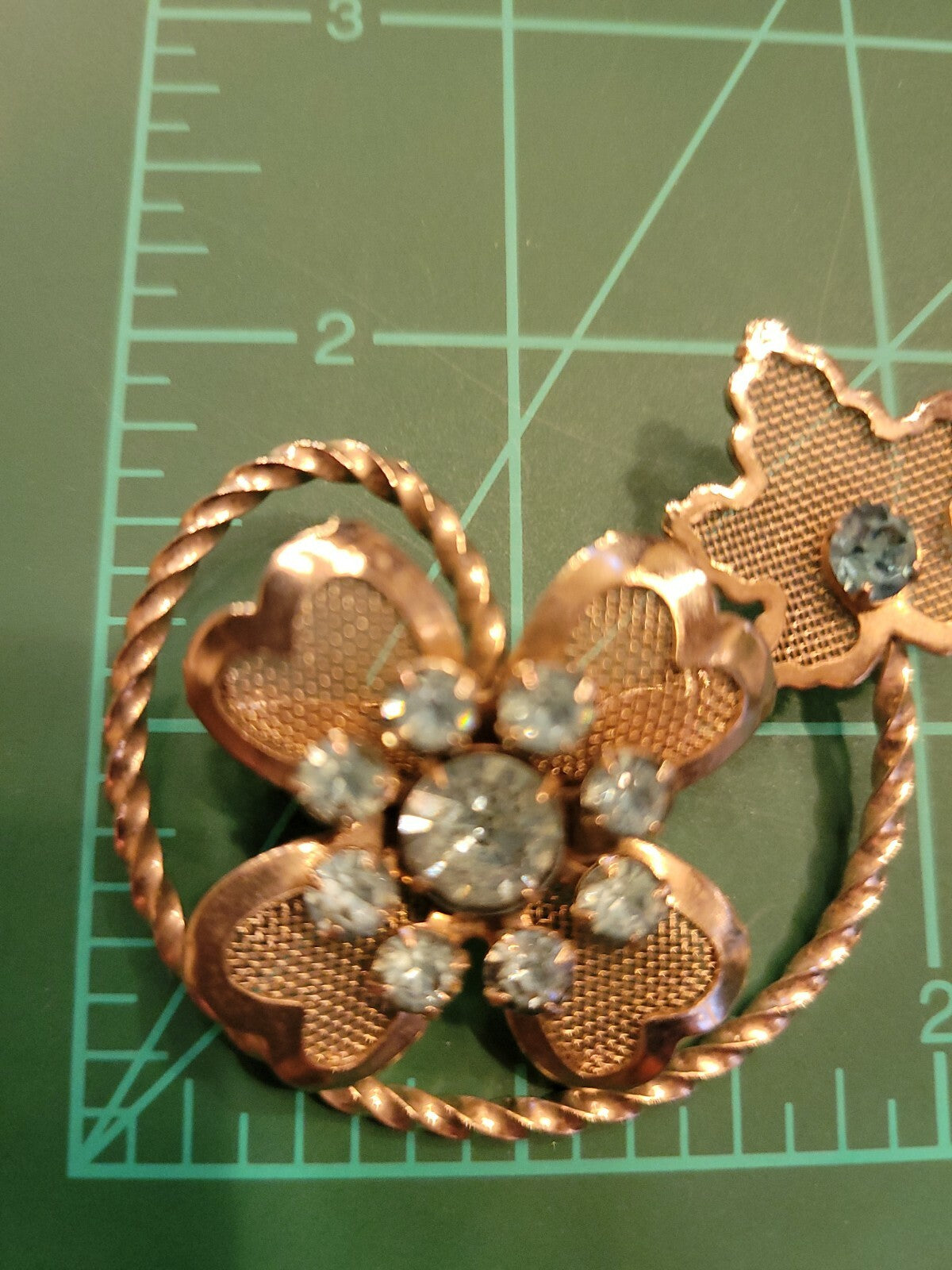 1940s PIN BROOCH- Gold Tone Four 4 Leaf Clover Blue Rhinestones