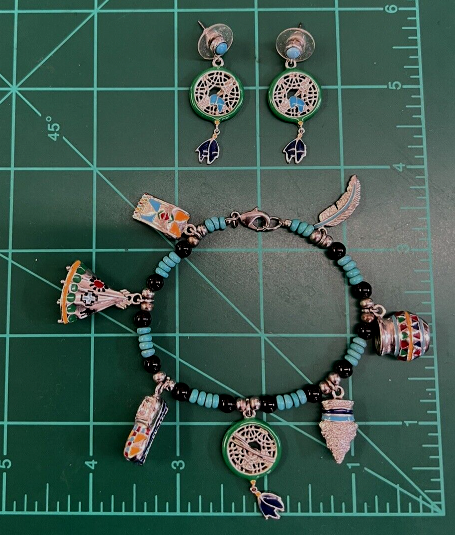AMERICAN INDIAN CHARM BRACELET & Earrings W/ TEE-PEE, DREAM CATCHER, ARROW HEAD