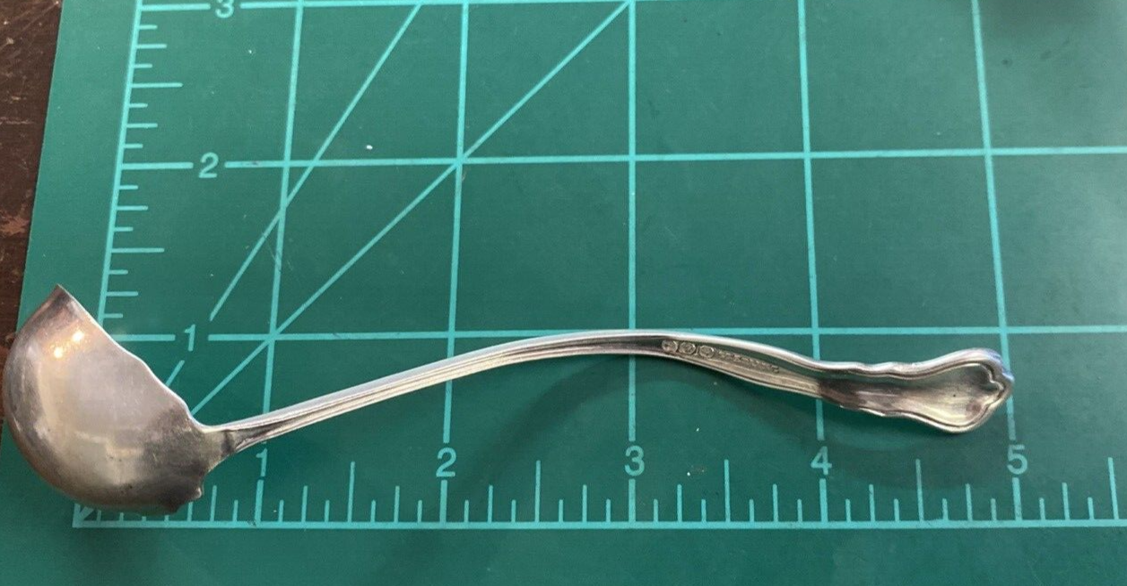 P.W. Ellis & Co. "Chippendale" 5" Sauce Ladle 16.5g Monogrammed 1922