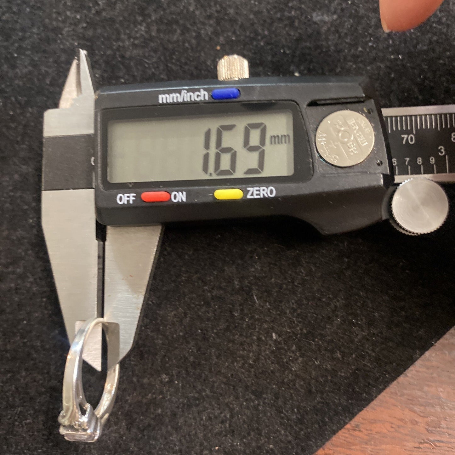 Avon Sterling Silver 925 Amethyst Stone Ring SZ 9.75 3.3g