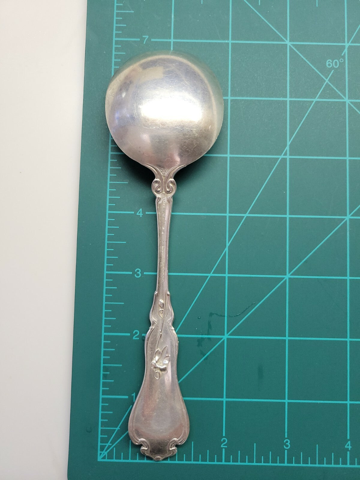 Violet By Whiting Sterling Silver Round Bowl Soup Spoon Gumbo 6 7/8" 1905 Mono