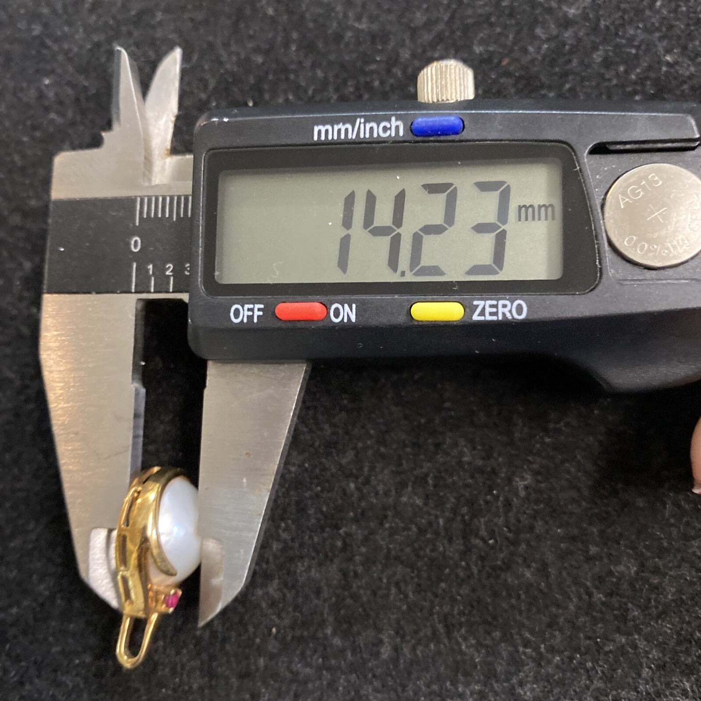 4.3g 14K Yellow Gold, Ruby & Pearl Pendant Necklace Drop 16.5mm