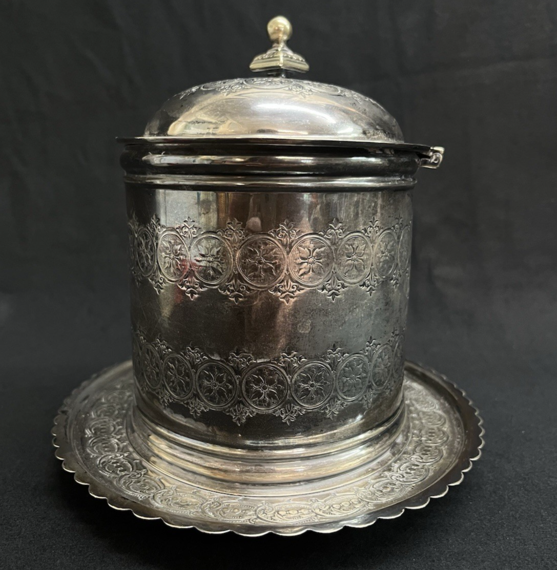 Antique Fenton Brothers Sheffield Silverplate English Biscuit Barrel 7 1/8"