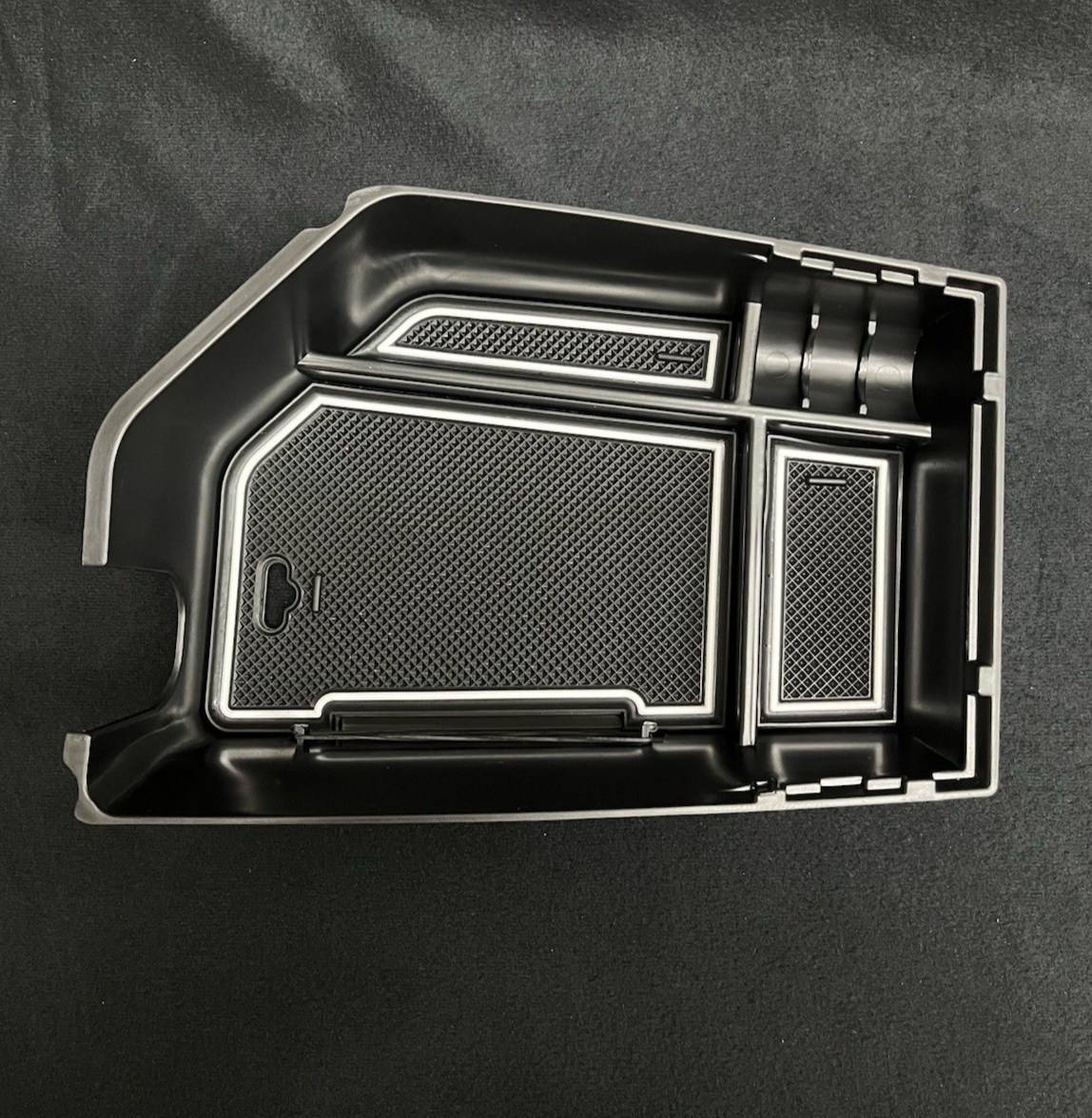 NEVER BEEN USED CDEFG Center Console Organizer Tray for 2022-2024 Genesis GV70