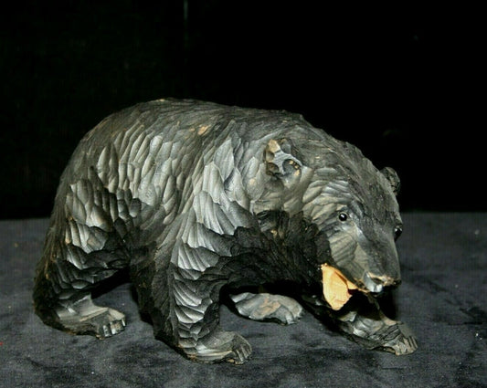 JAPAN: ANTIQUE KAMUY KUMA / BEAR / HOKKAIDO AINU WOODCARVING / GLASS EYES