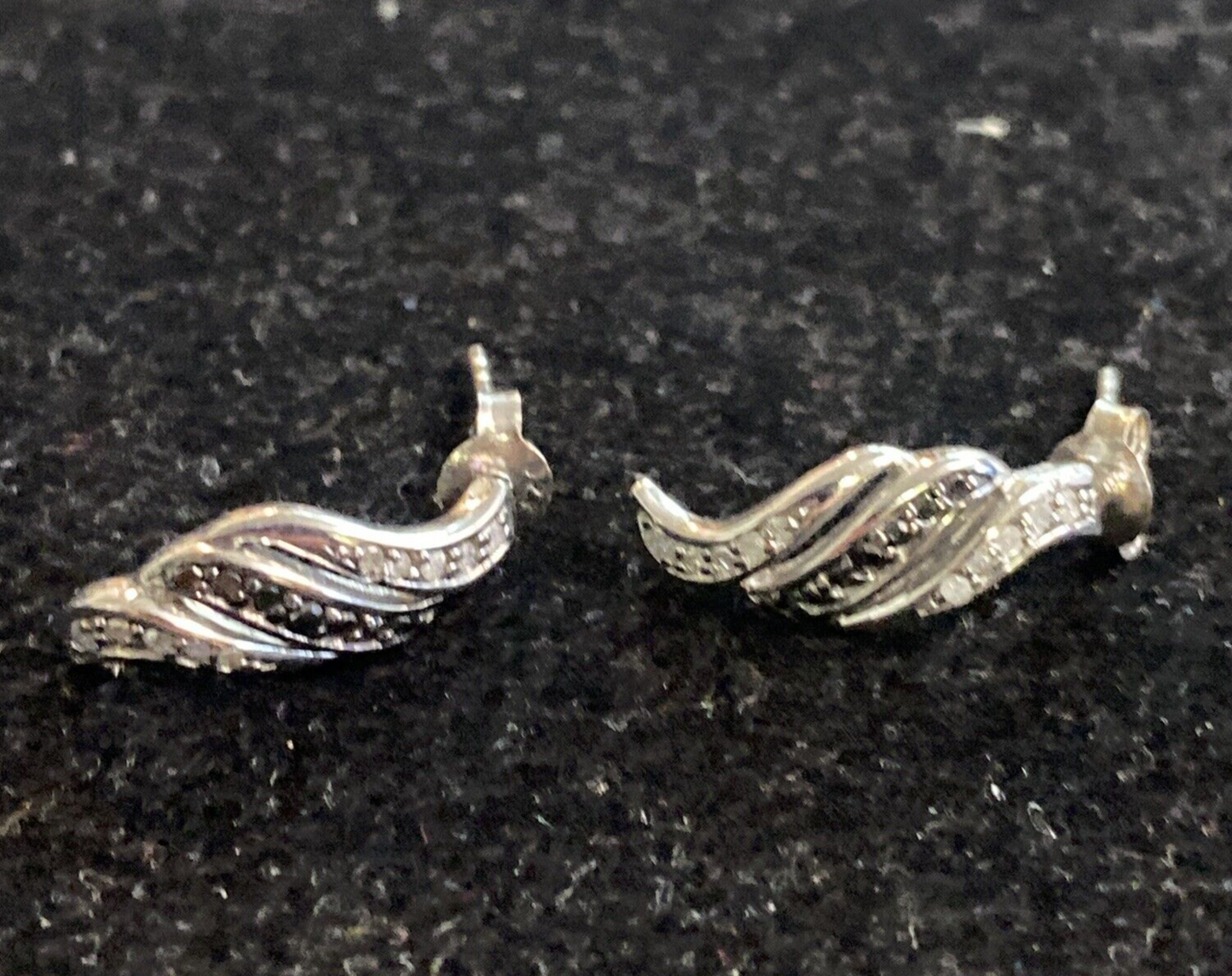 Bradford Exchange Sterling Pierced Earrings, Orig Box, small angel wings 1.7g