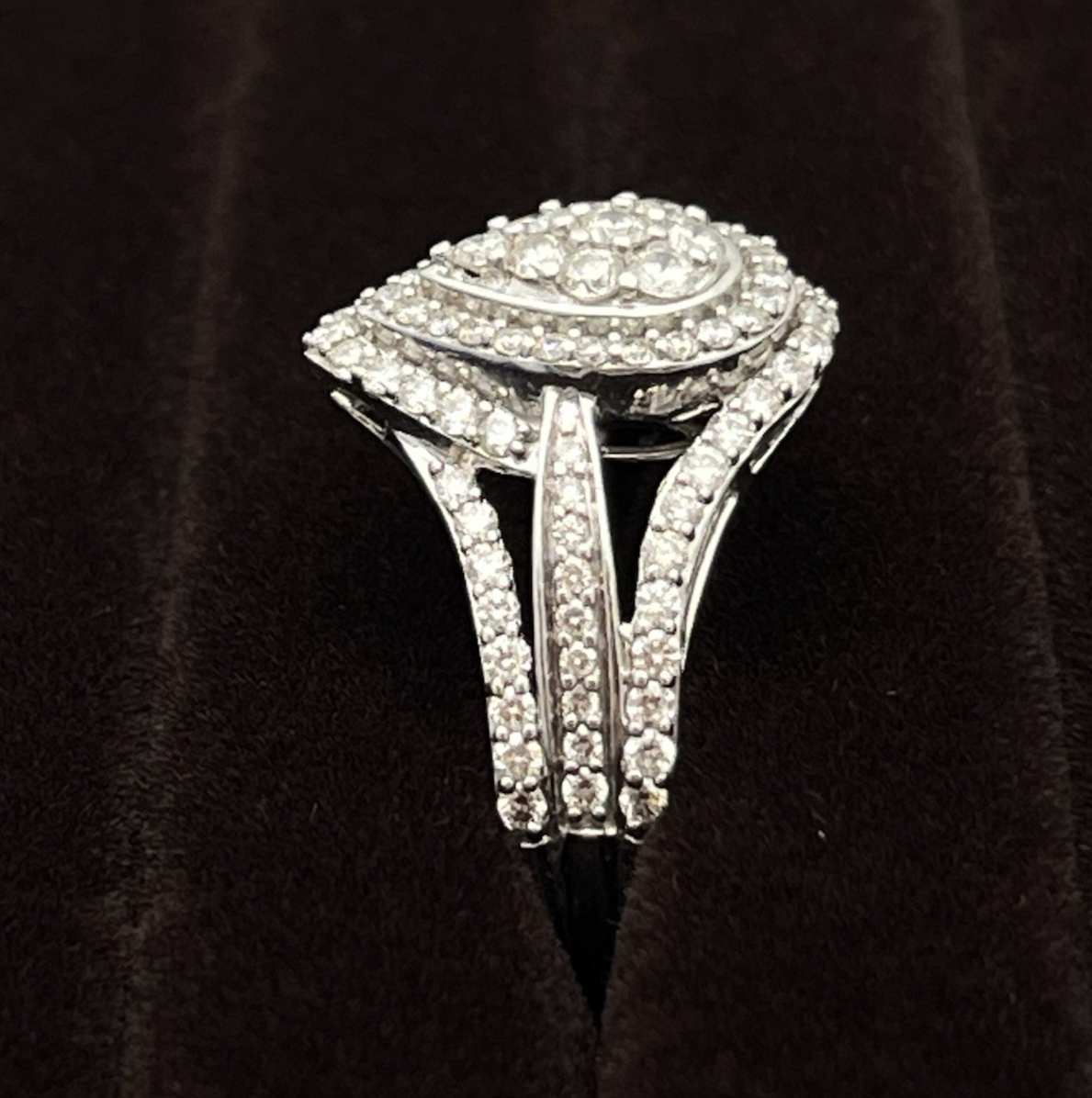 10k White Gold 1 CT TW Diamond Pear Shaped Ring 3.2g