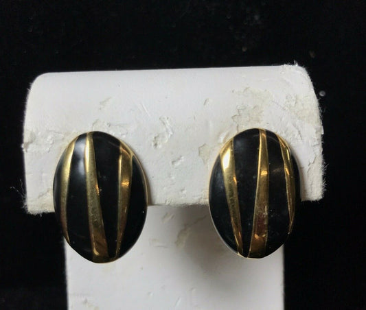 ELEGANT SIGNED MONET GOLD-TONE BLACK ENAMEL Oval  CLIP EARRINGS Art Deco