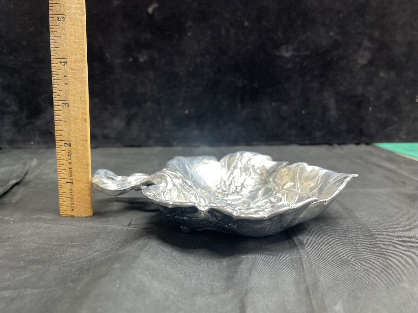 Arthur Court Aluminum Holloware Grape 7" Leaf Dish Bon-Bon Tray