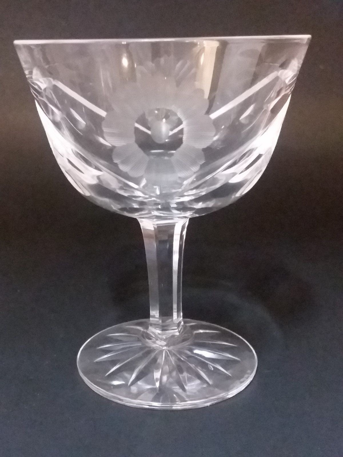 8 Kosta Boda KOS2 Cut Floral Design Crystal Liquor Cocktail 3 5/8'' $144 Retail