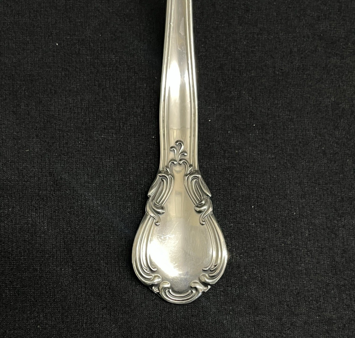 Chantilly by Gorham 71.1g Sterling Silver Solid Gravy Ladle 6 3/4"