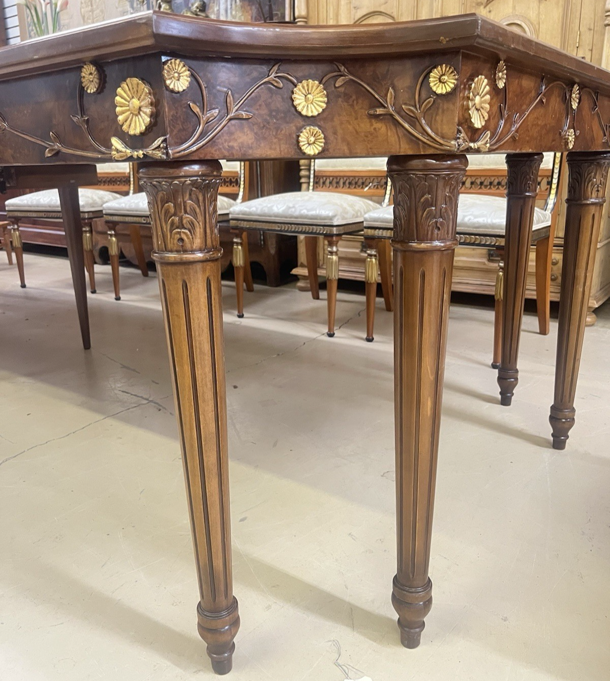 EJ VICTOR NEWPORT REGENCY STYLE TABLE w/ LEAVES 142"-99"