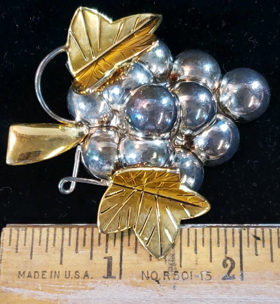 Chunky cluster of grapes Brooch Pin Pendant by Best 2" x 2.25" Sterling 28.7 g