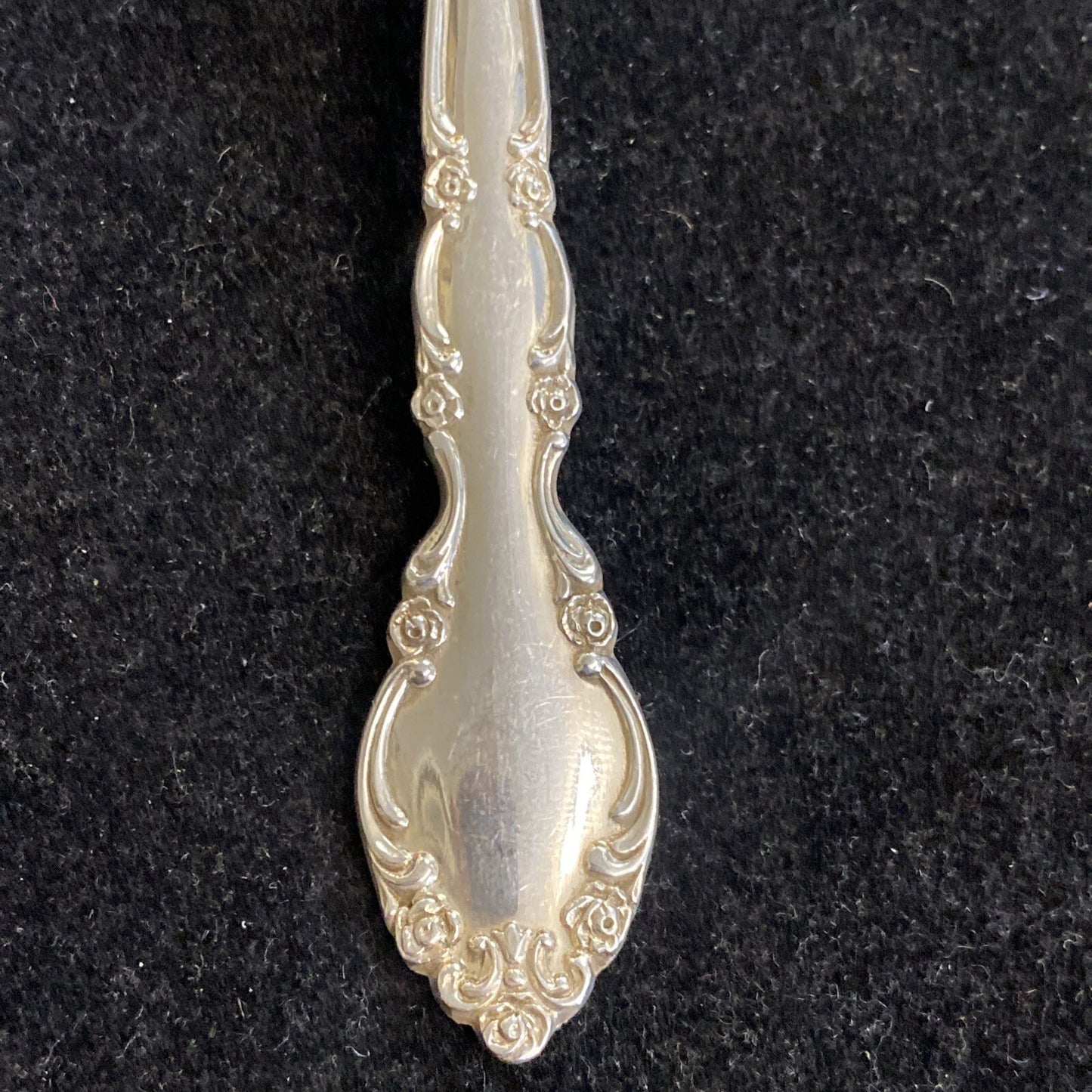 Sterling Heirloom Grandeur Pattern by Oneida 6 5/8" Salad Fork 4 Avail 37.3g ea