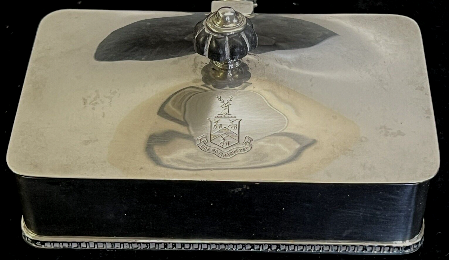 Sterling Silver Antique Bread  crumber Rogers Coat of Arms "Nos Nostraque Deo"