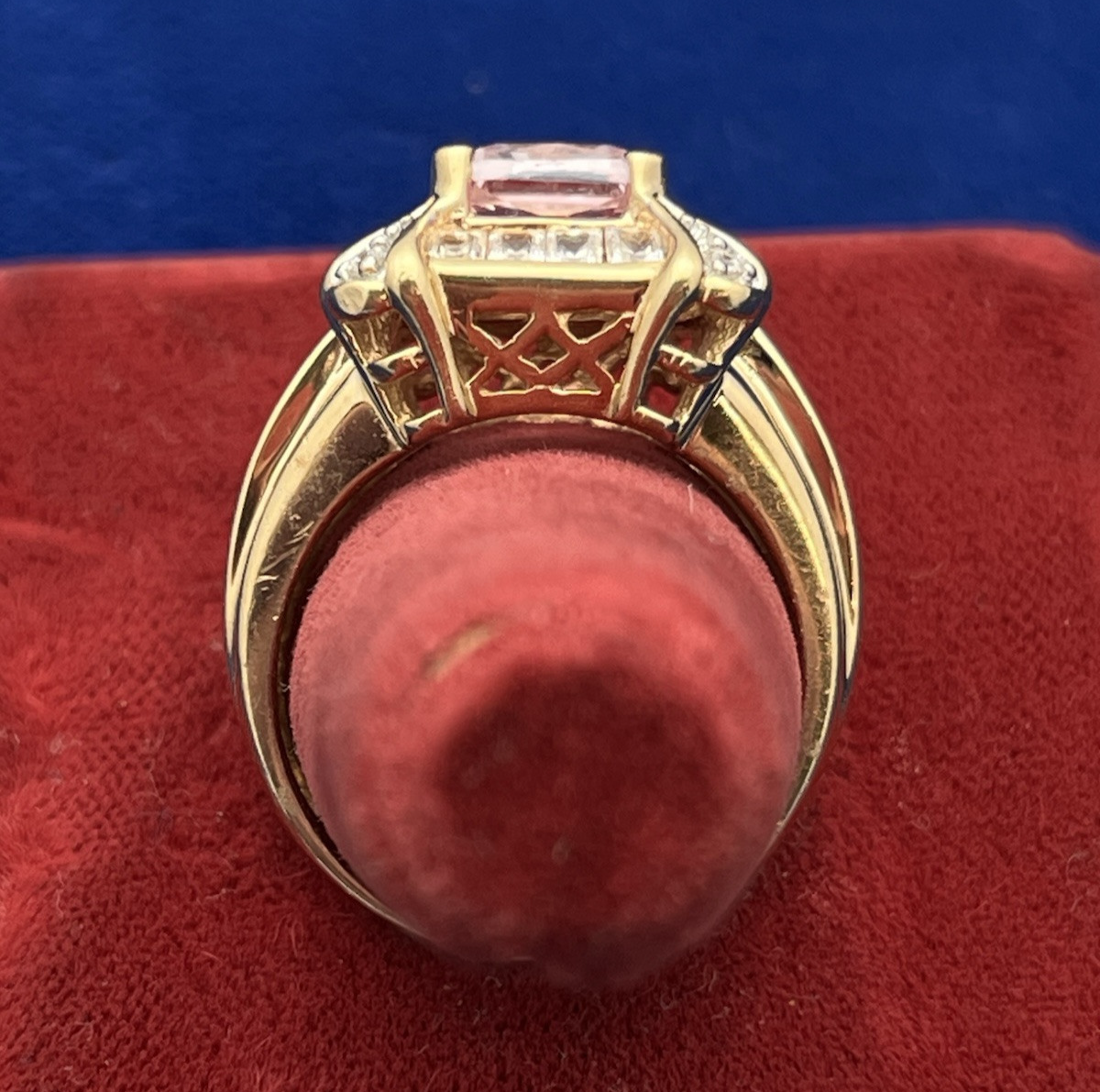 14k Yellow Gold Lab Created Sapphire and Diamond Ring MEDA  China SZ 6.75 7.48 g