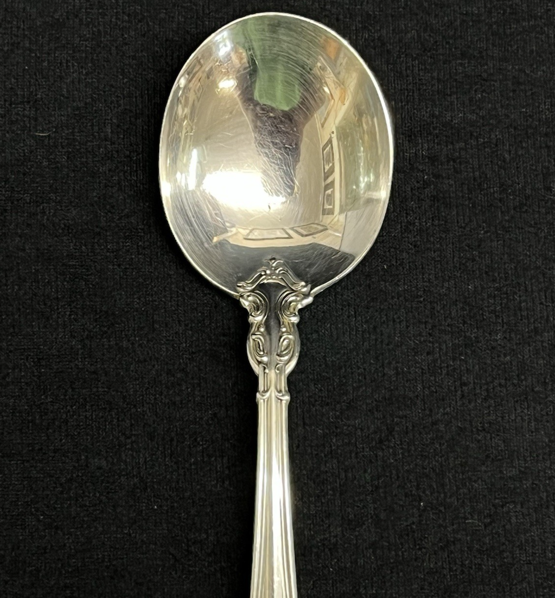 Chantilly by Gorham Sterling Silver 36.97g Round Cream Soup Spoon  6 1/4"