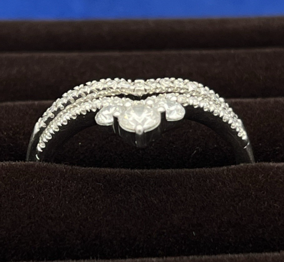 3.86g 10k White Gold Diamond Double Band Stacking Ring Size 8.5
