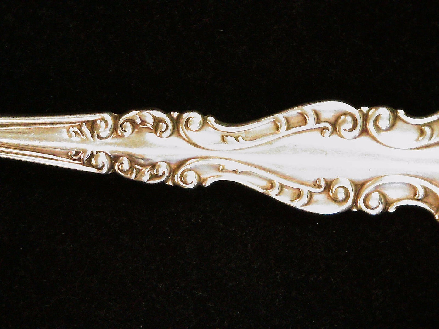 Pat. Sterling Silver Warwick Sugar Shell Spoon 21.9g