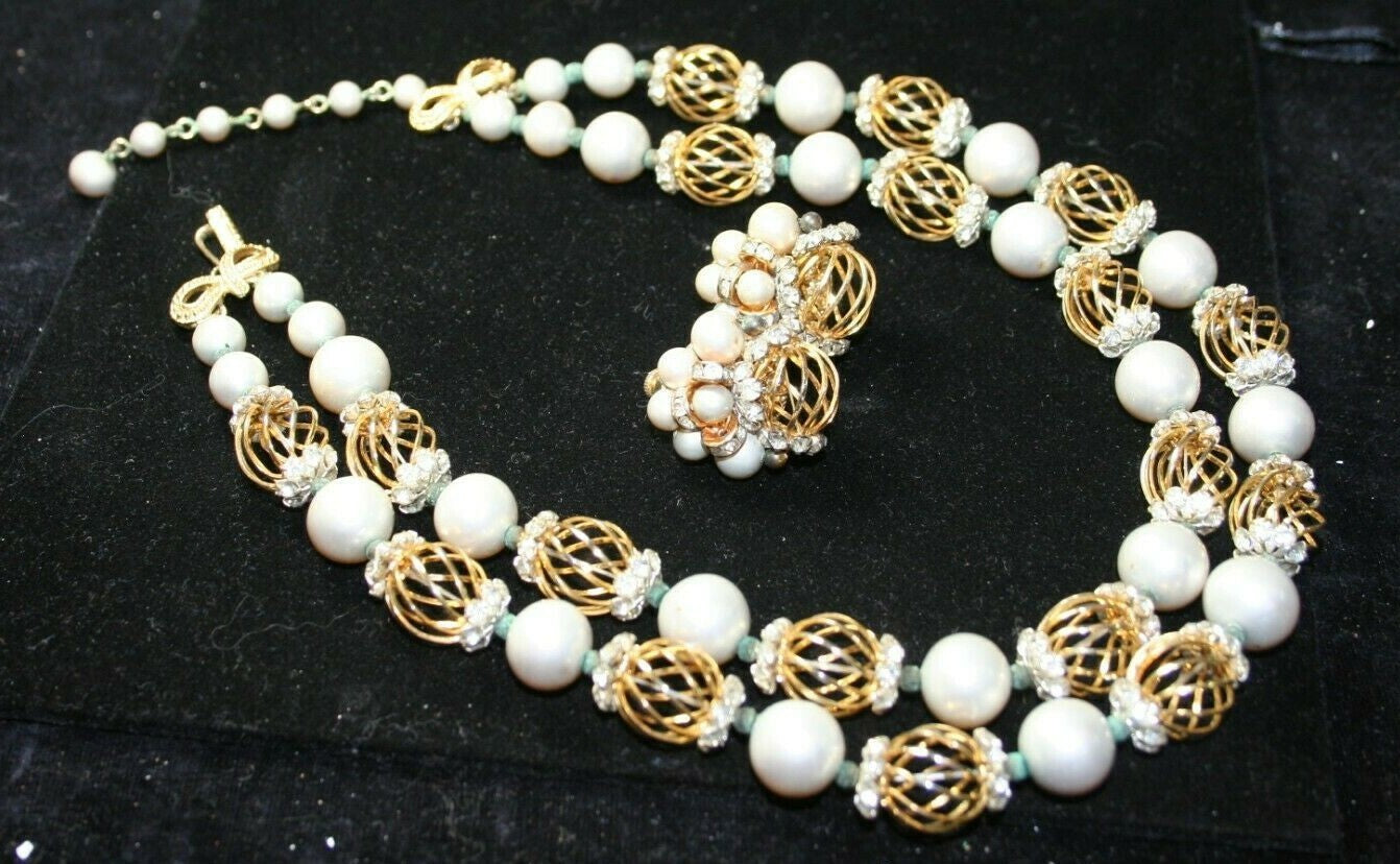 Vtg Signed Vendome Faux Pearls 2 Strand Necklace Gold Swirl Bead Rhinestone