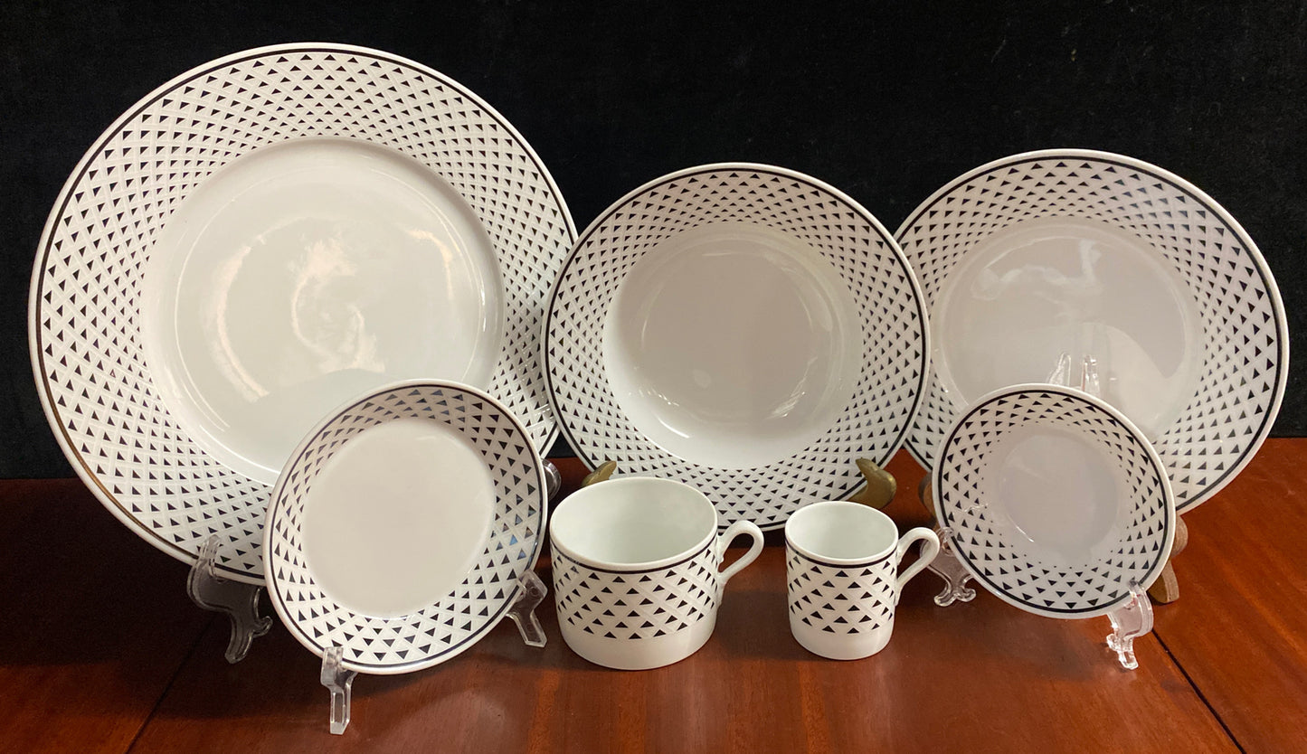 7pc Richard Ginori "Diadema" Dinner Set Place Setting Tea Coffee Plates BH167
