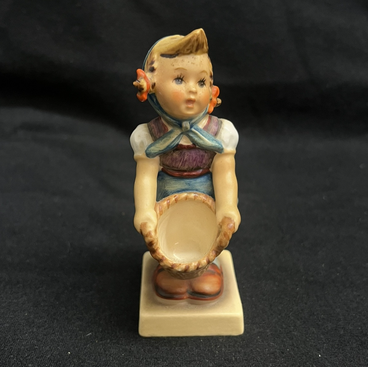Vintage M.I. Hummel Porcelain #73 "Little Helper" Figure - W. Germany