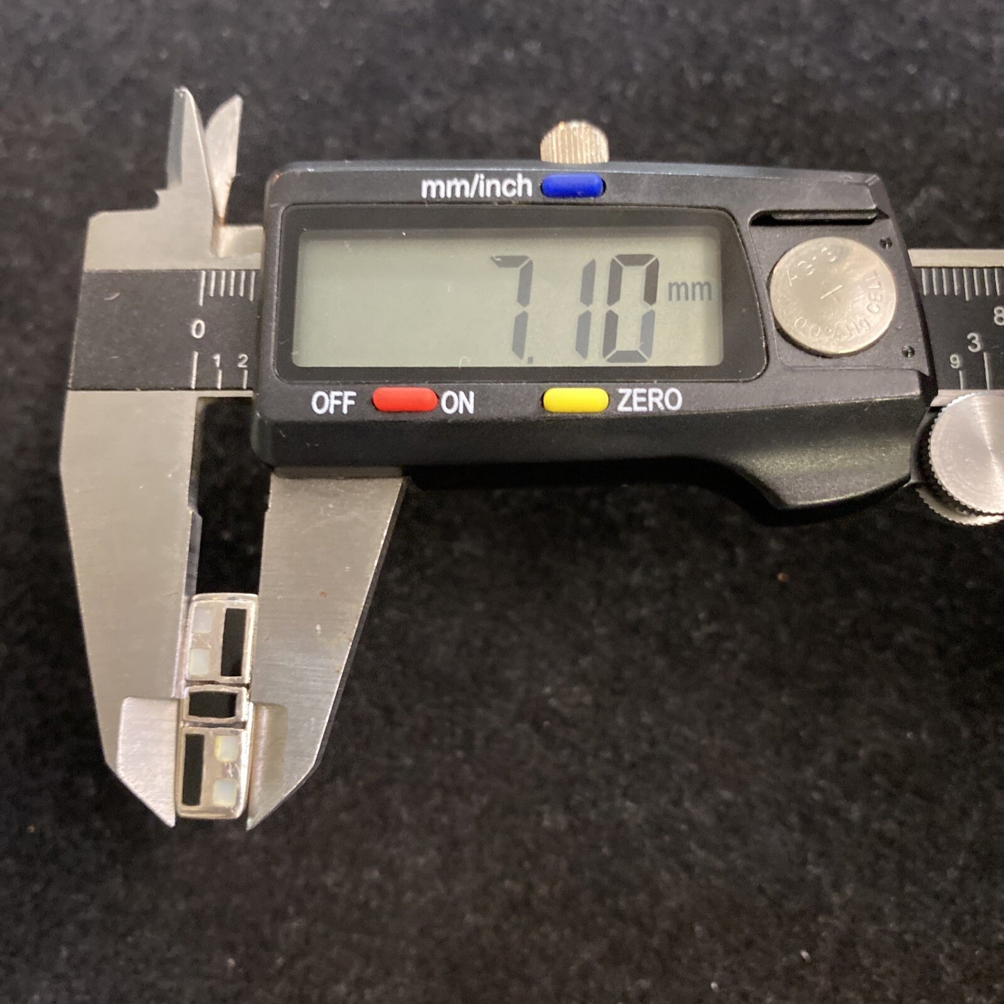 Sterling Silver 925 Mother of Pearl & Onyx Ring SZ 6.75 4.5g JM21