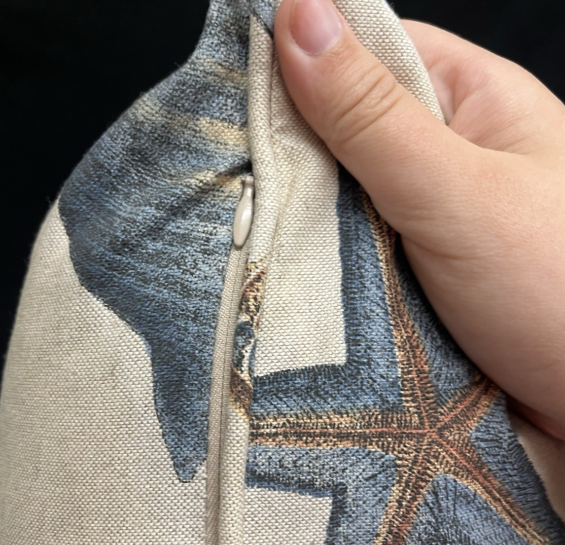 4 Barclay Butera Goose Down & Feather Seashell Themed Throw Pillows 22" x 22"