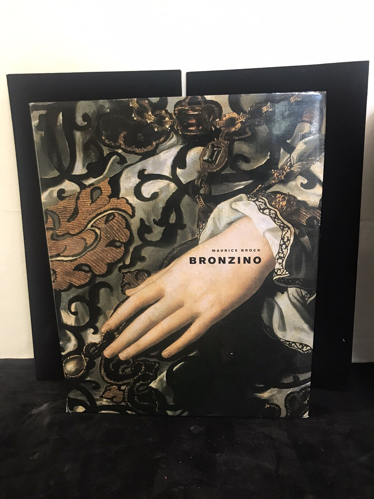 BRONZINO by Maurice Brock hard cover EXCELLENT CONDITION