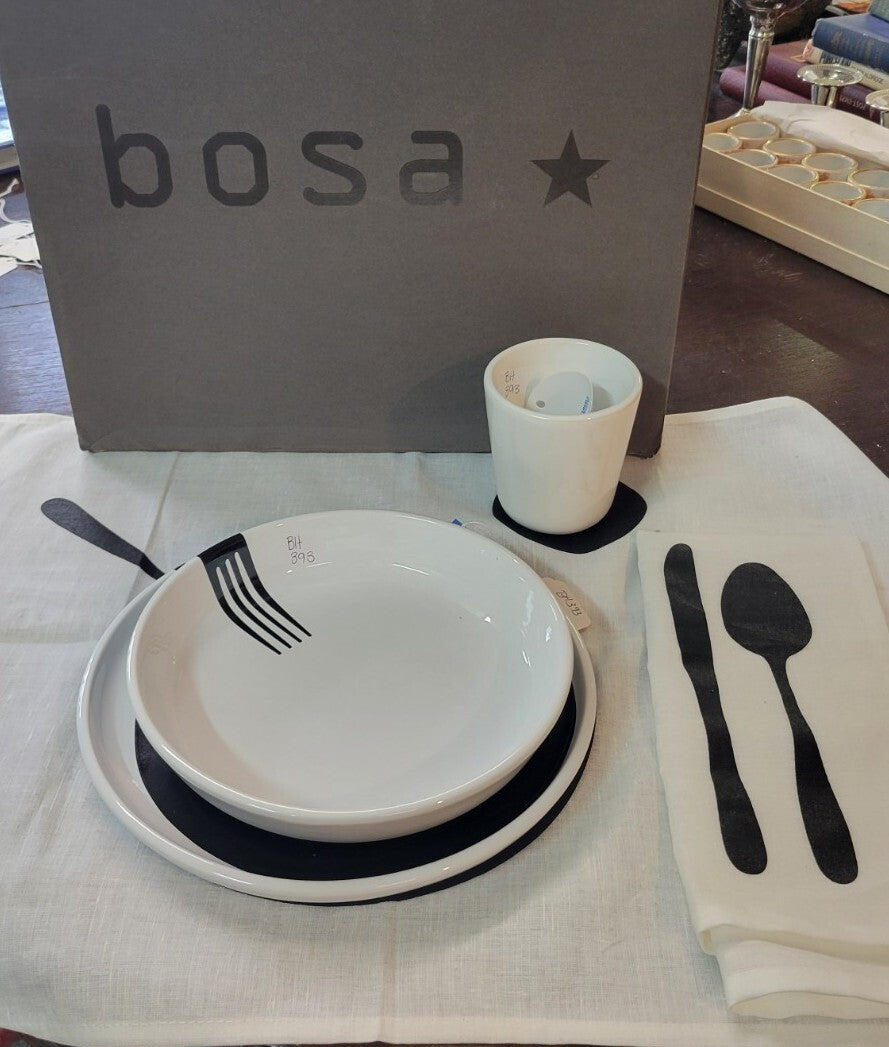 Bosa Dinner Place Set Italy by Sandra Bautista "Shadow Placemat"  Orig box