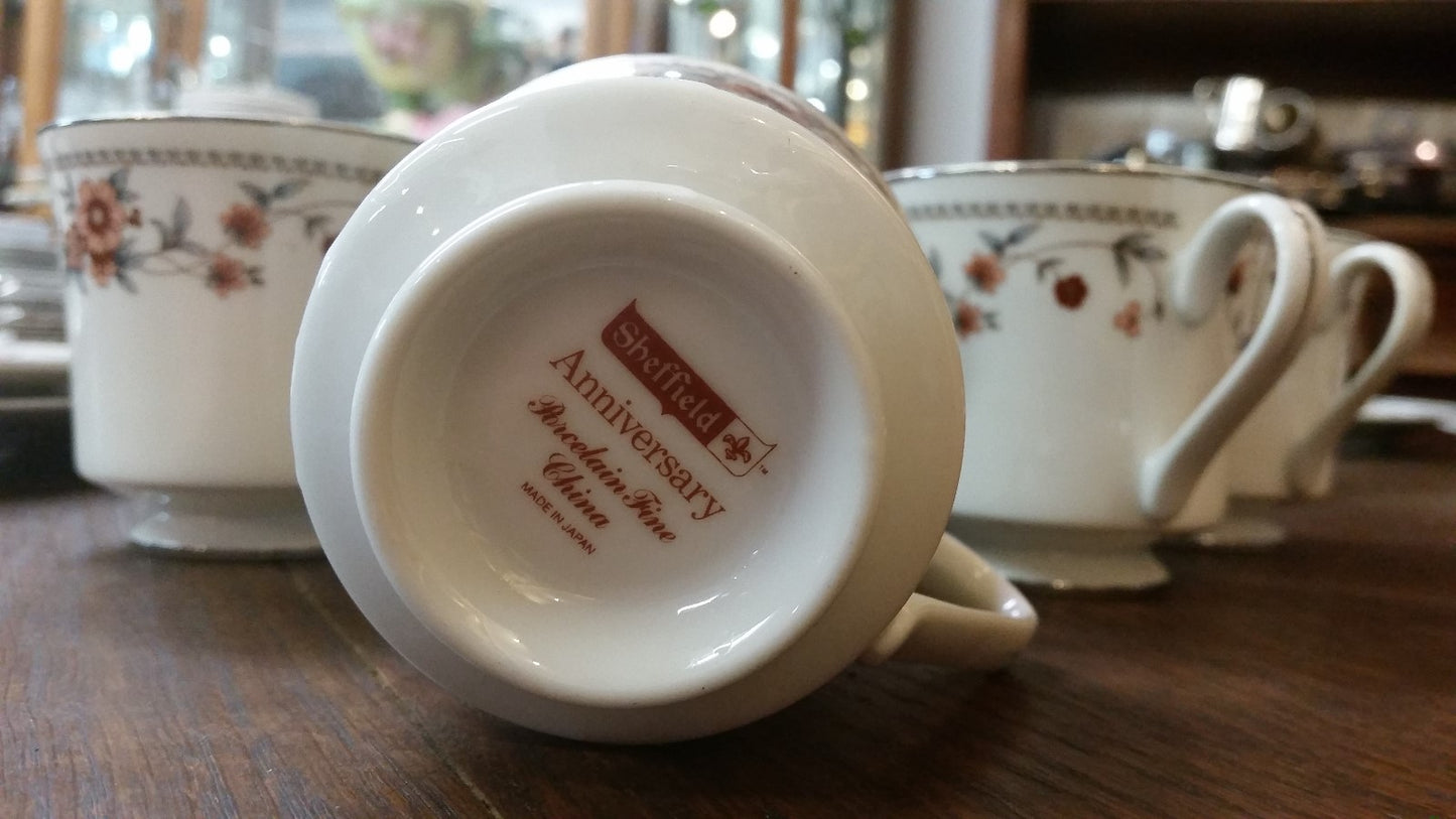 27 PC Set of Sheffield Anniversary China 10 dinner plates, 7 c/s, serving bowl