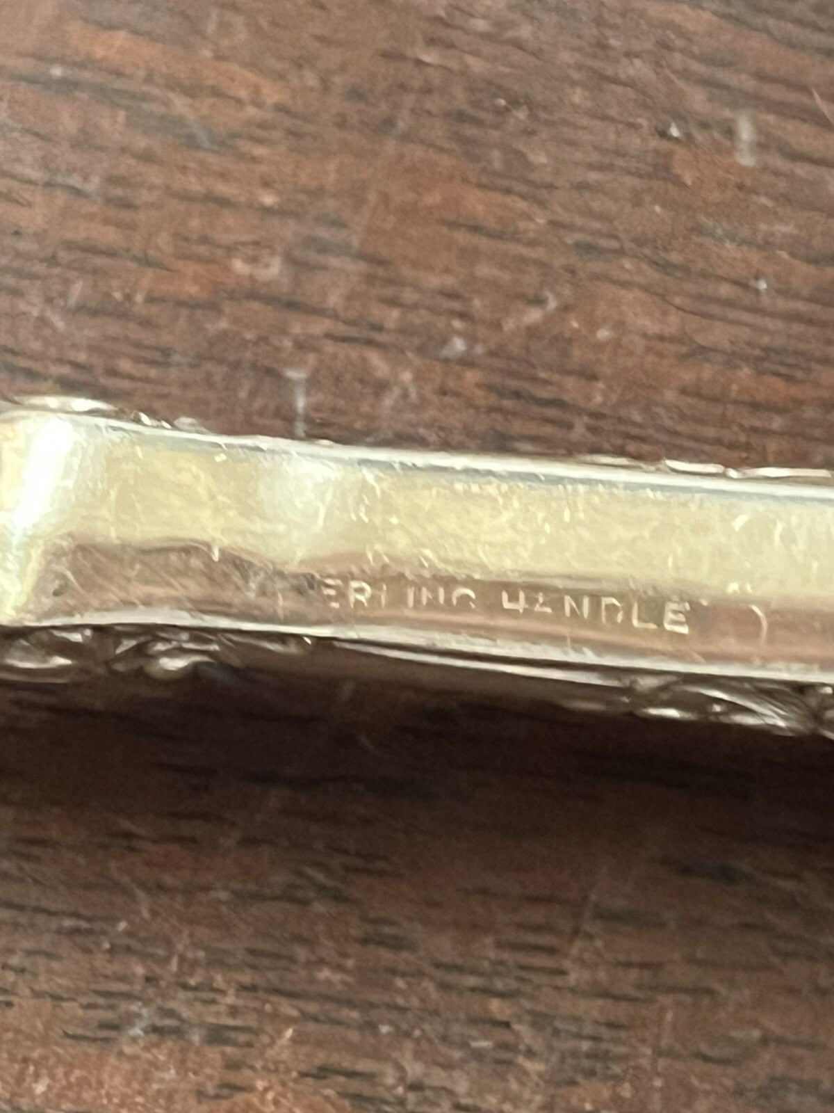 La Reine Wallace Pair of  Butter Spreaders Paddle Blade Hollow Handle NM 6 1/4"