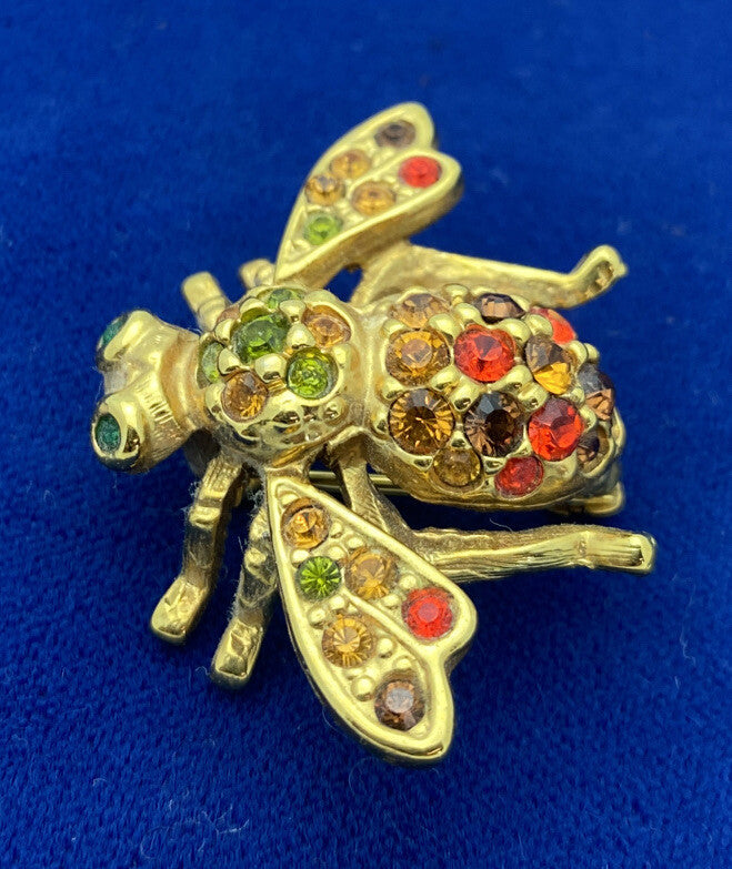 Joan Rivers  swarovski   crystal pave  bee pin brooch  1 1/4  inches
