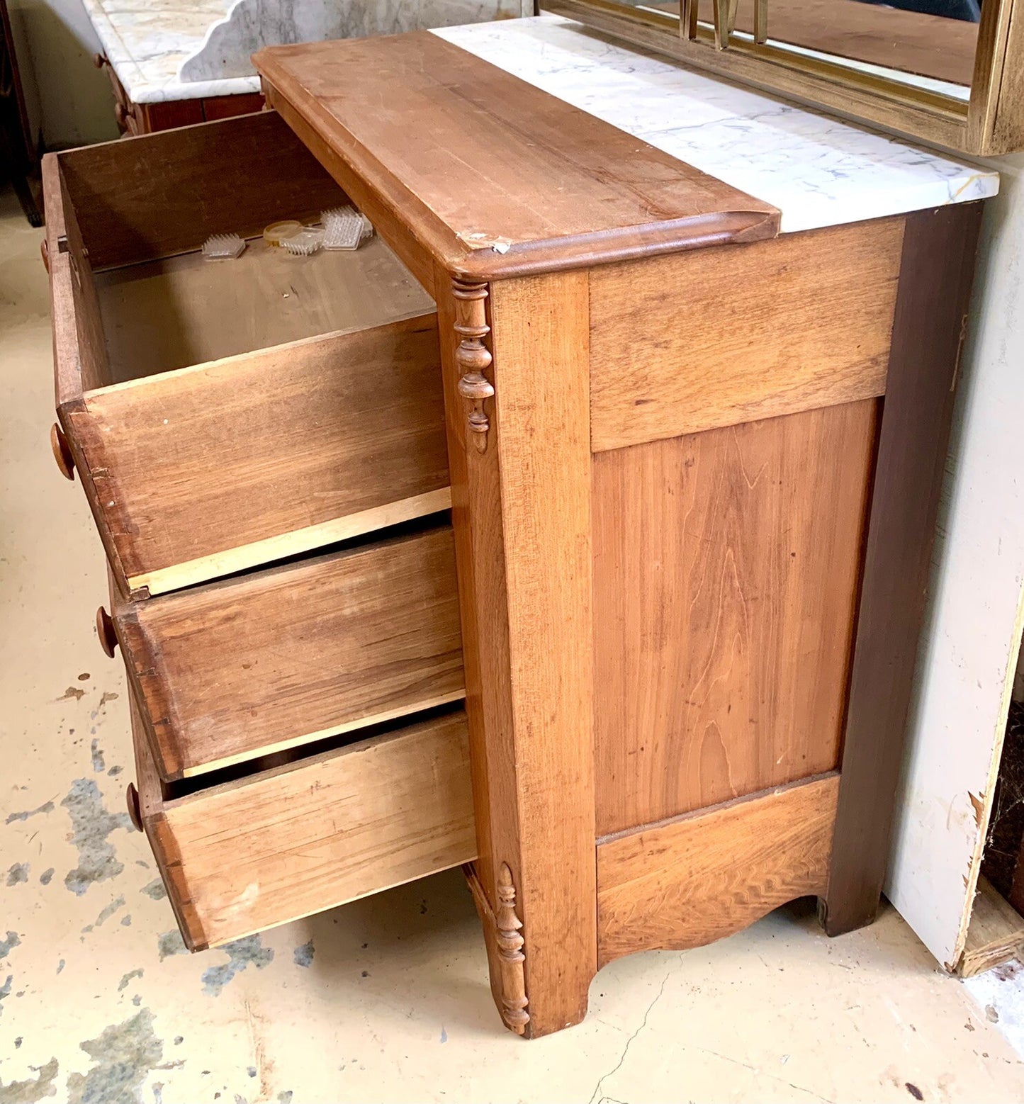 Antique American Victorian Walnut Chest of 3 Drawers marble back cabinet
