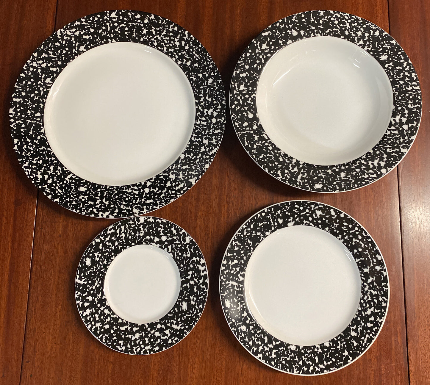 Sasaki “School House” Black & White Place Setting Dish Set Of 4
