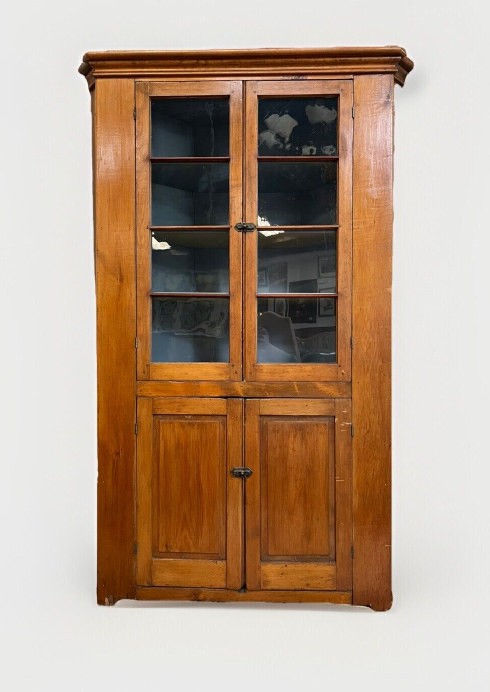 AMERICAN FEDERAL PINE & MAPLE CORNER CUPBOARD 81.5" High