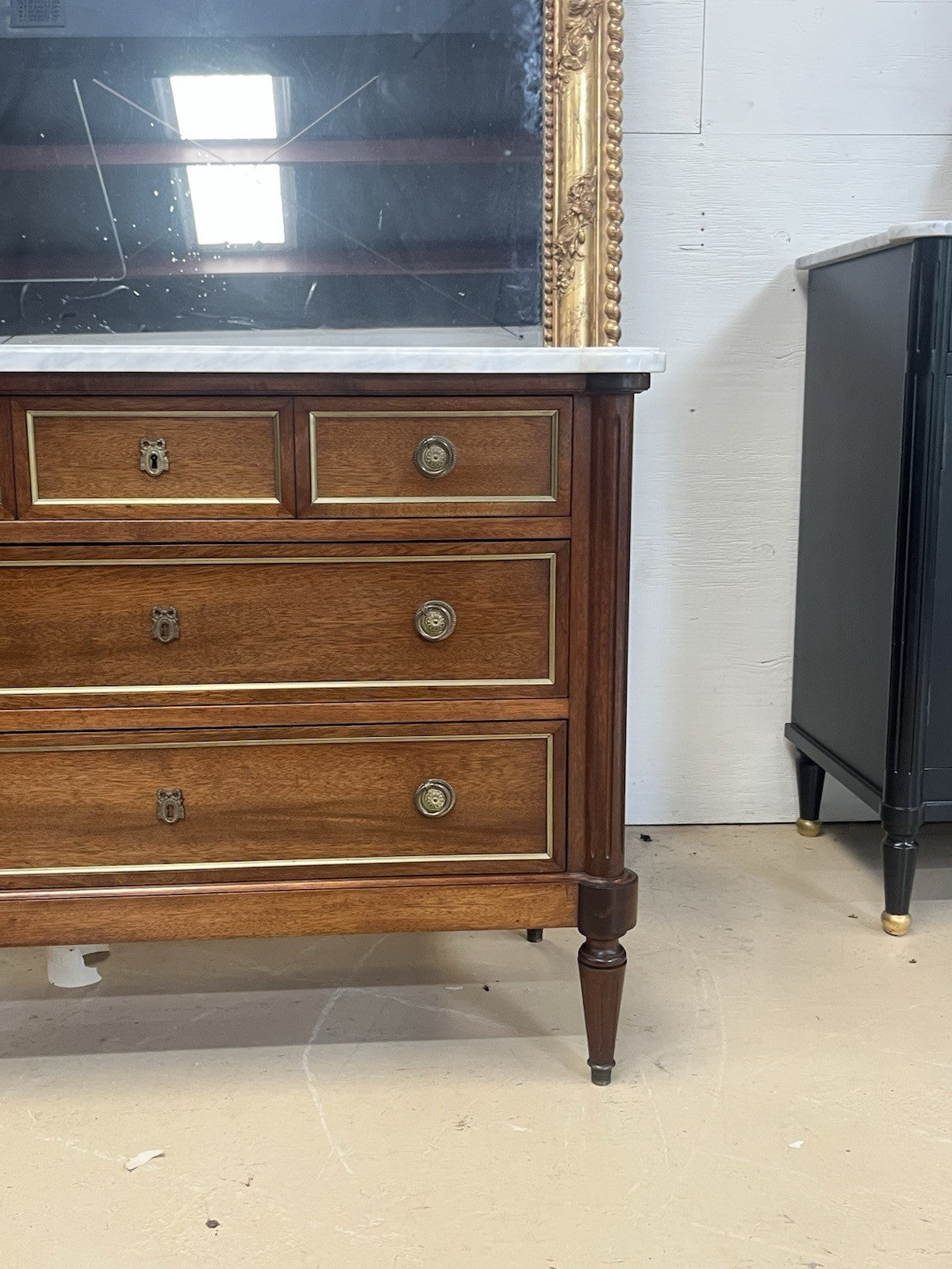 FRENCH LOUIS XVI WHITE MARBLE-TOP MAHOGANY 3-DRAWER COMMODE CHEST OF DRAWERS