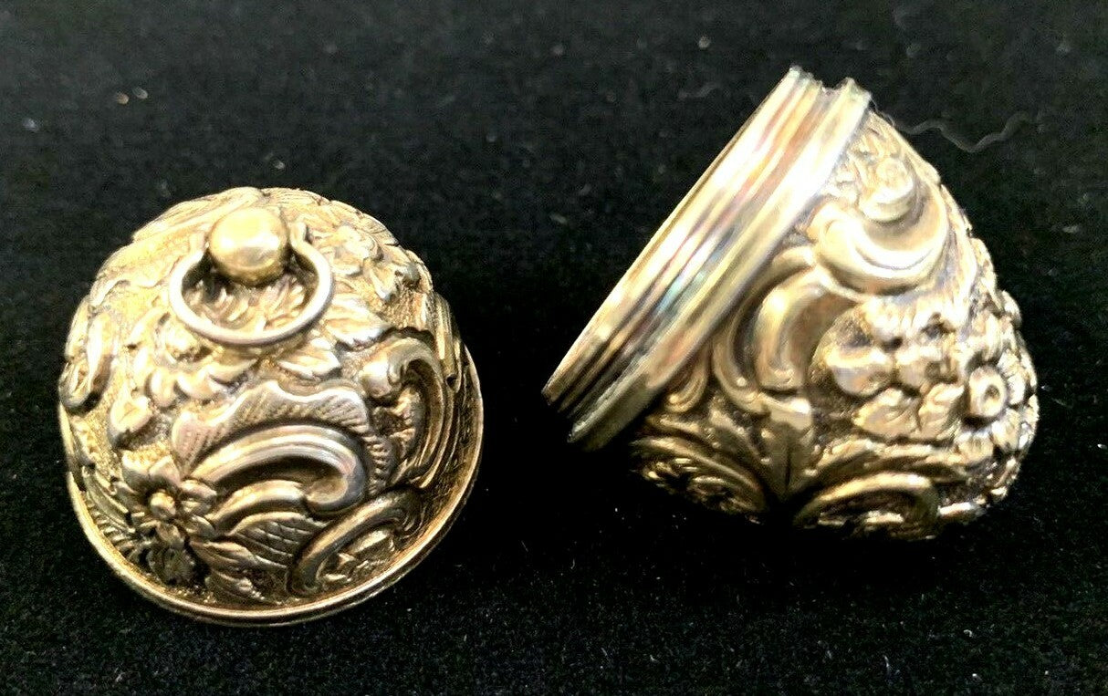 Ornate Silver Gilt Repousse Cachou Patch Snuff Box Georgian London 1760 Pendant