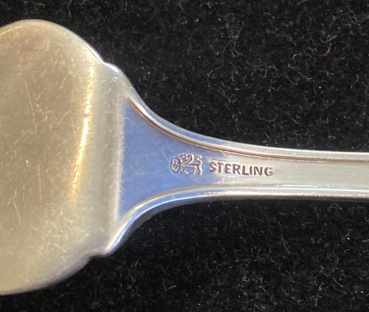 Gorham Whiting Master Butter 7 1/4'' Solid Sterling Silver 35g