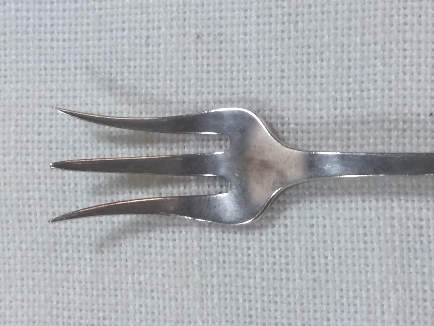 Whiting "Colonial" Oyster Fork Sterling Silver 5.75'' "Mono MDOC"  19.1g