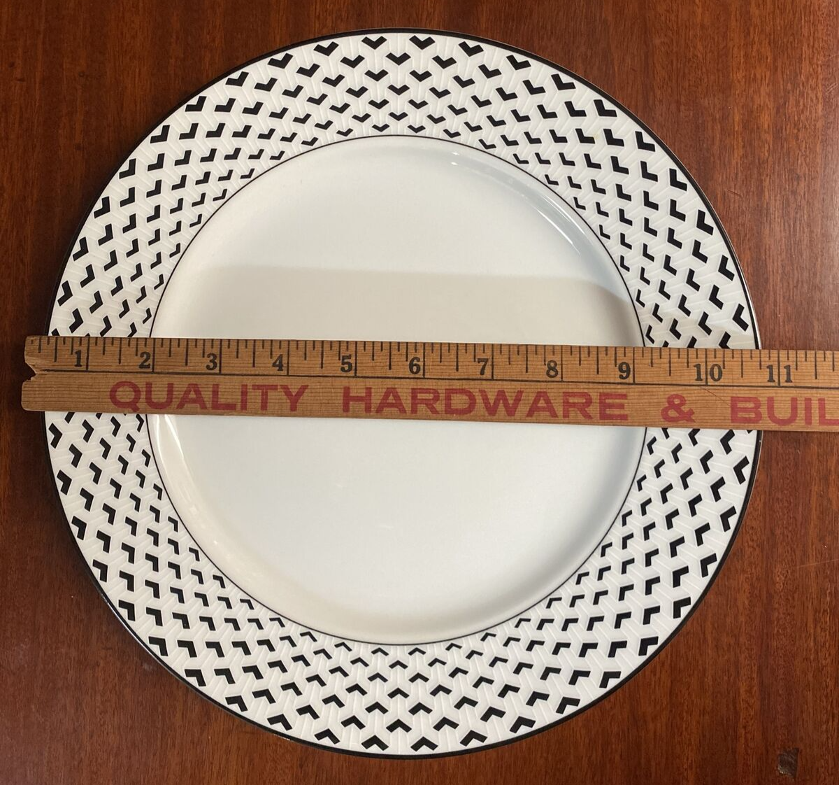 8 pcs Tiffany & Co. Gotham  Black & White Dinner Plate  Coffee Tea Cup