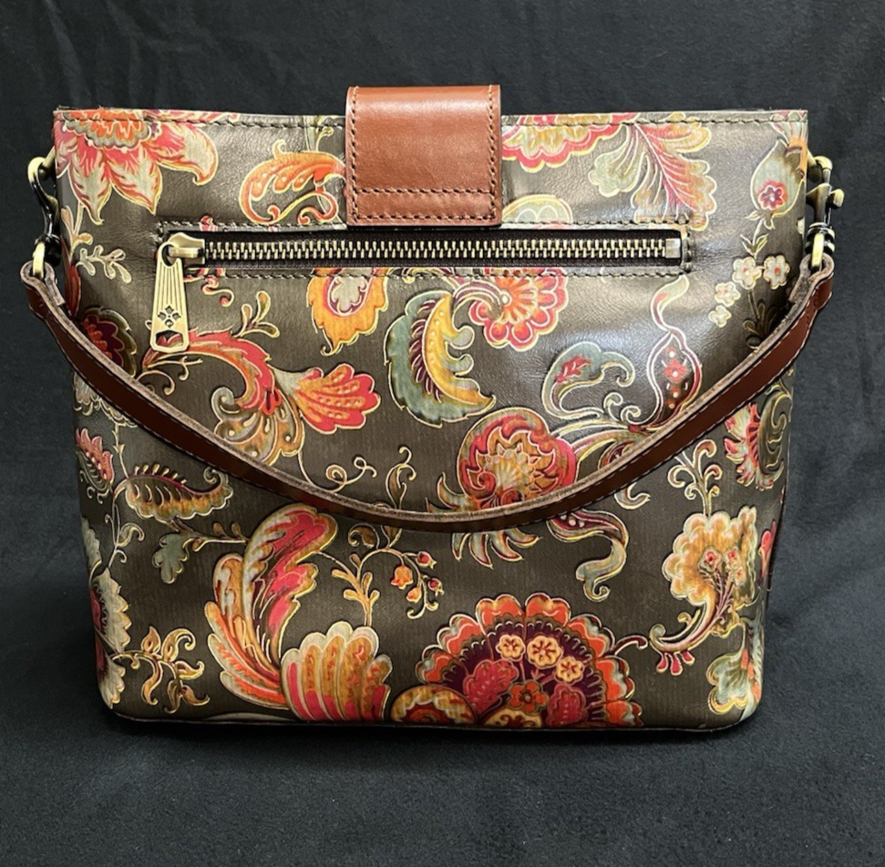 Patricia Nash Martano Belted Bucket Top Leather Bag w/ Strap & Card Wallet