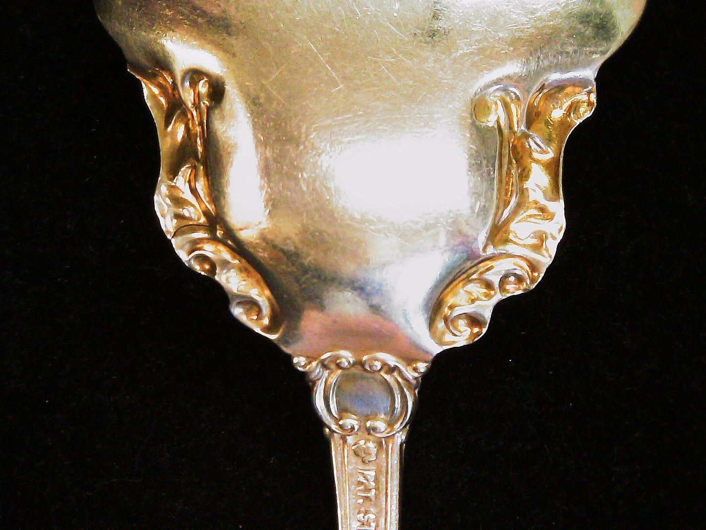 Pat. Sterling Silver Warwick Sugar Shell Spoon 21.9g