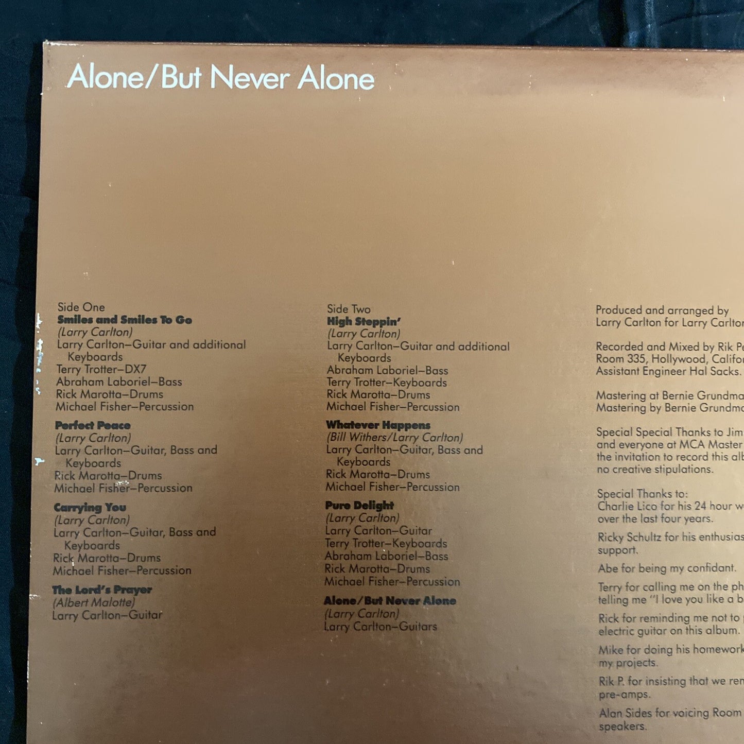 Larry Carlton "Alone/But Never Alone" 1986 MASTERS SERIES MCA-5689 NM/VG+