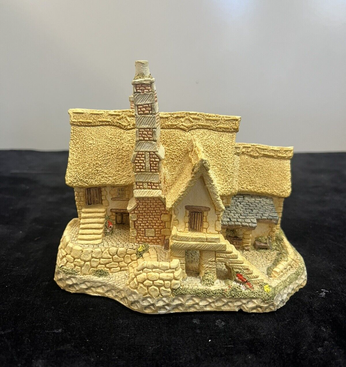 David Winter Cottages The West Country Devon Creamery w/ box